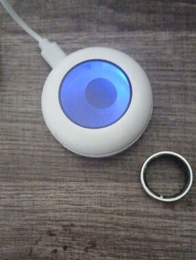 Size 8 SilverJRing heart health and Blood Pressure Smart ring. NWOT.